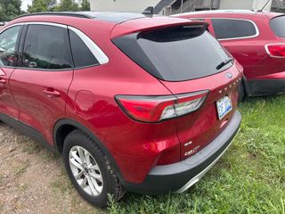 2021 Ford Escape SE - Exterior Rear Left Corner Image